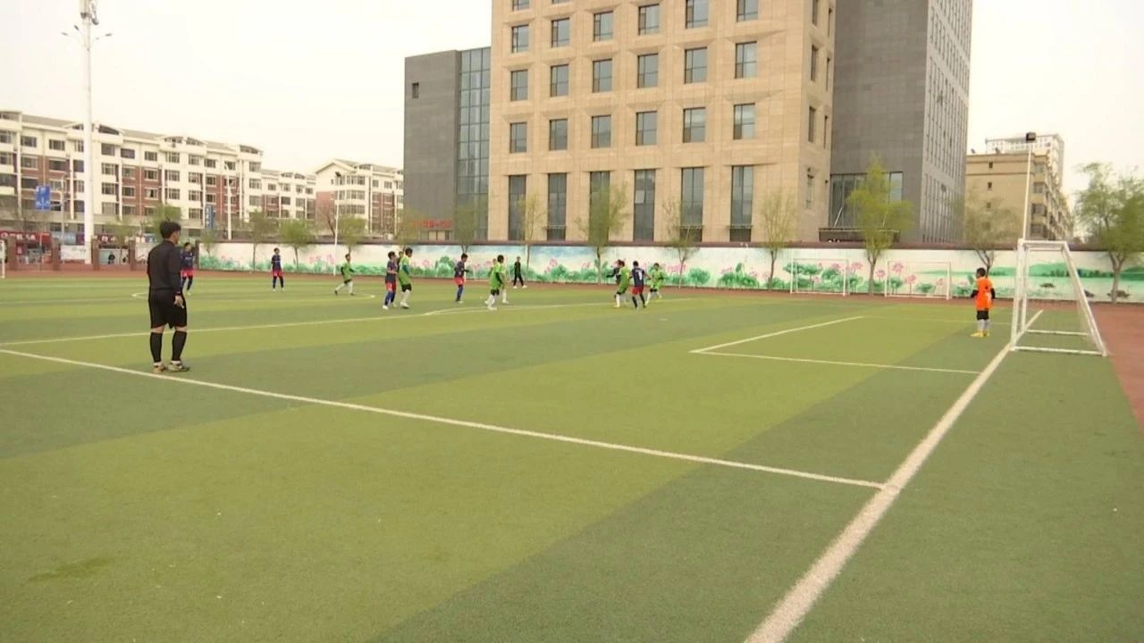cdbb180fec74a16be5015271df44aa80.jpg